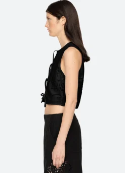 Women Sea New York Edith Vest